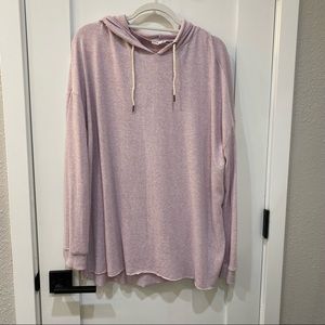 🔥3 for 20🔥 Urban Outfitters Out From Under lavender hooded t-shirt. M.
